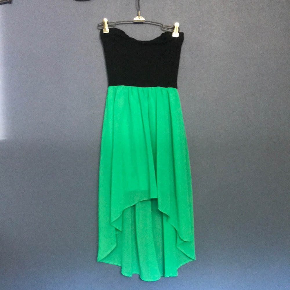 Strapless dress